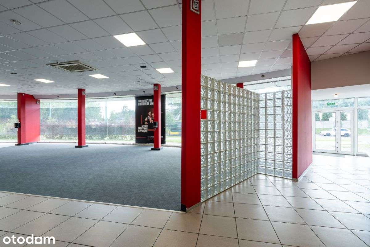 Budynek handlowo usługowy z dużą witryną - Pełny obrazek: 5/9