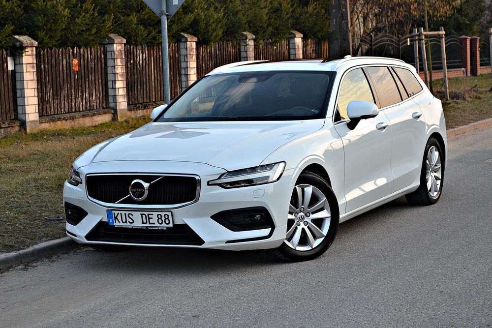 Volvo V60 II D4 Geartronic Summum 2018