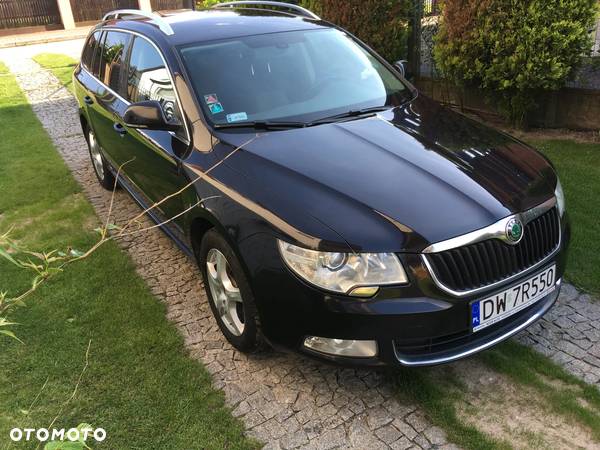 Skoda Superb 2.0 TDI Ambition DSG - 1