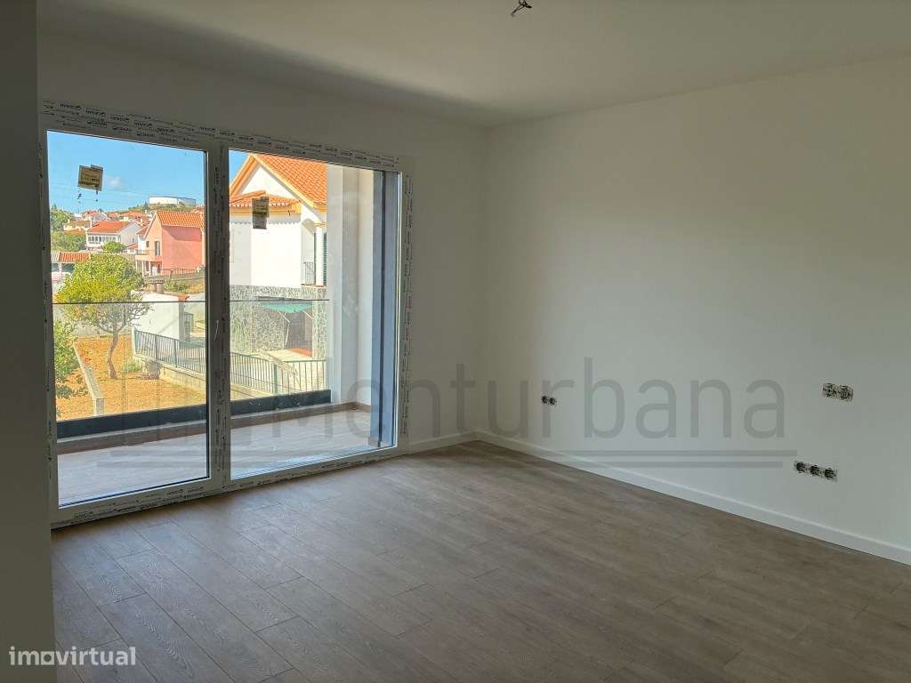 FANTÁSTICA MORADIA COM PISCINA EM MANIQUE - CASCAIS-57