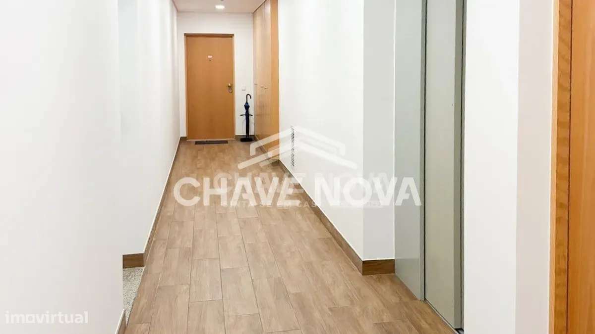 Apartamento T1+1 em Pedroso-9