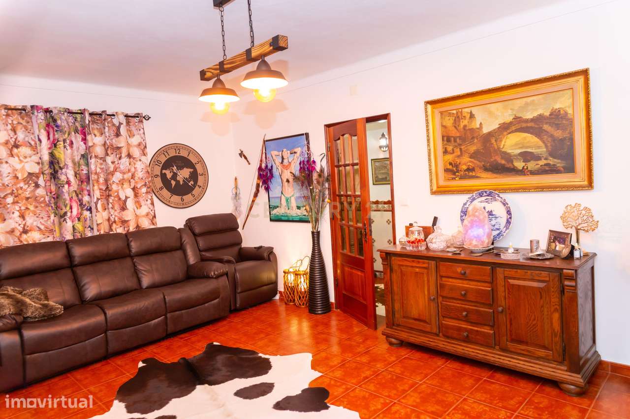 Charmosa Moradia T4 em Estremoz-9