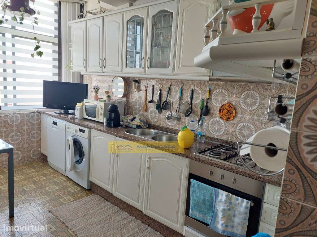 Apartamento 3 assoalhadas c/ varanda e arrecadação Serra das Minas ...-6