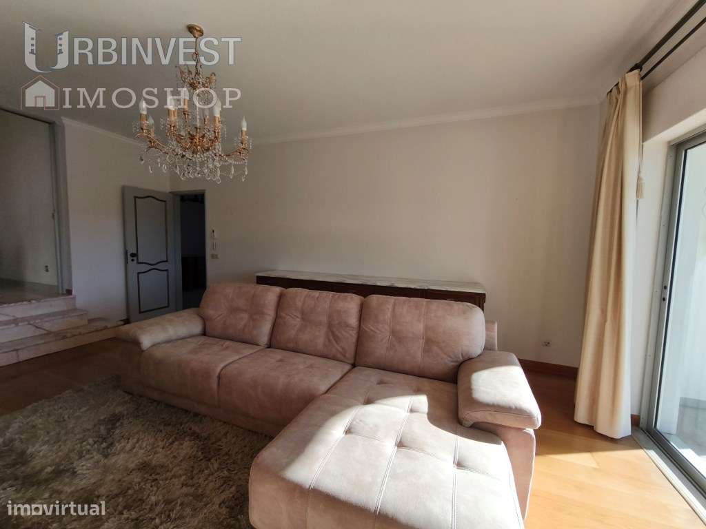 Magnífica Moradia T6 a 400m da Marina, em Vilamoura-4