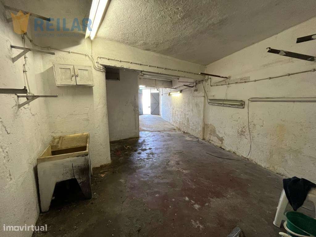 Caxias - Garagem 45 m2 - Grande imagem: 3/12