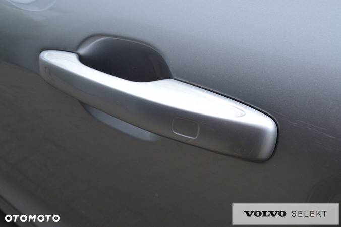 Volvo XC 60 - 22