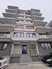 Mamaia Nord - 3 camere decomandate, Bloc stradal la Bulevard