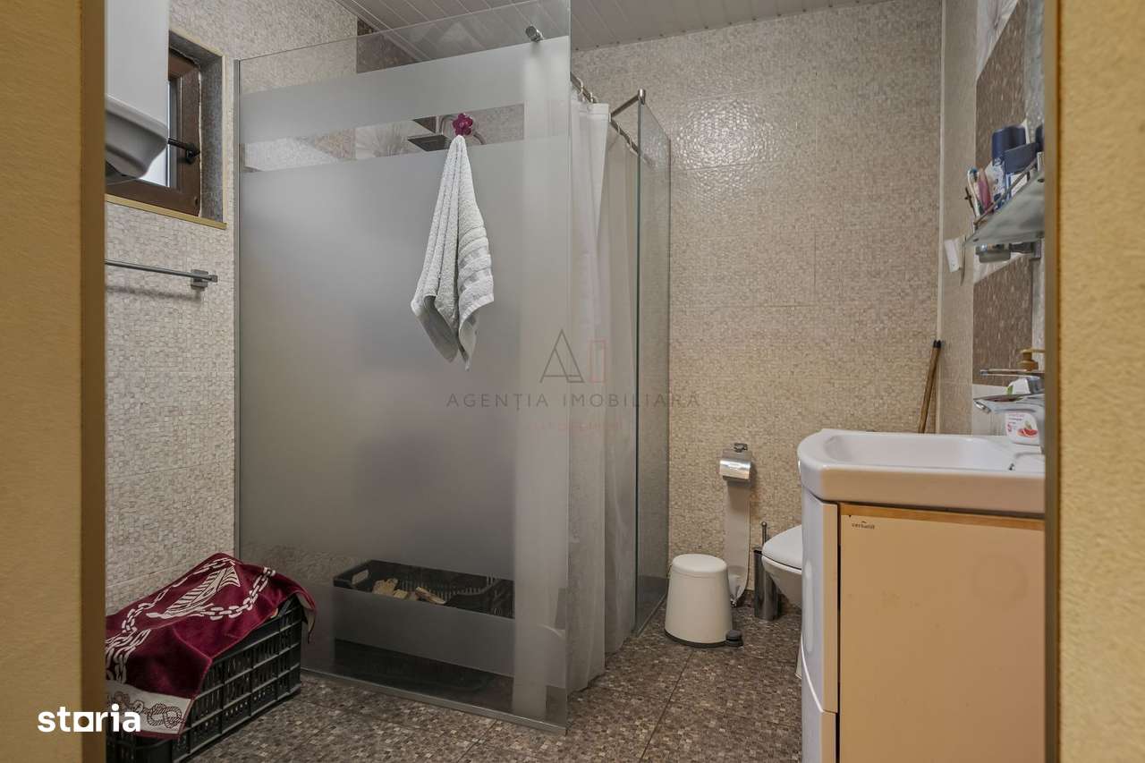 Comision 0% 2 case Vila + Spatiu Comercial + Curte Proprie - Imagine principală: 5/20