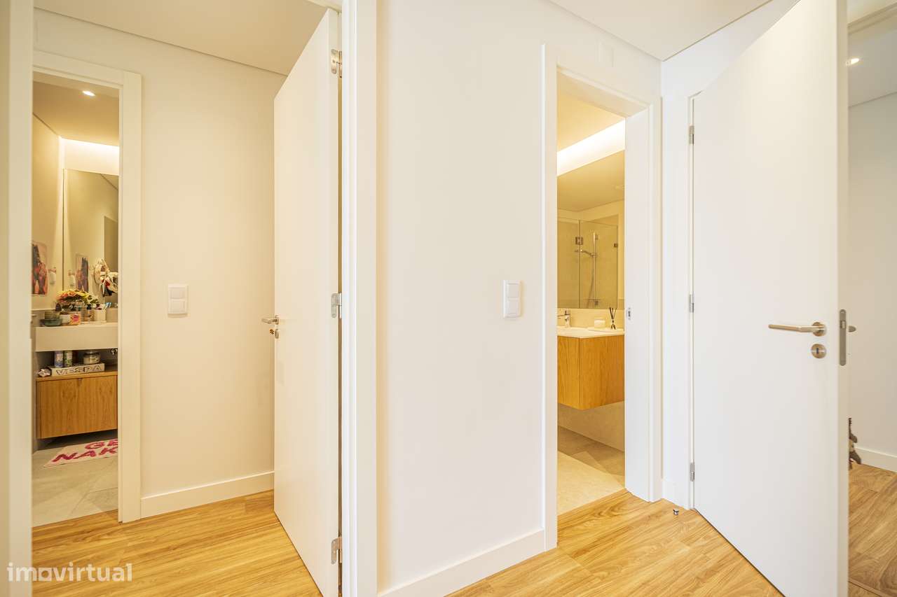 T4 | 183 m² | Miraflores | Vistas Monsanto + Rio-28