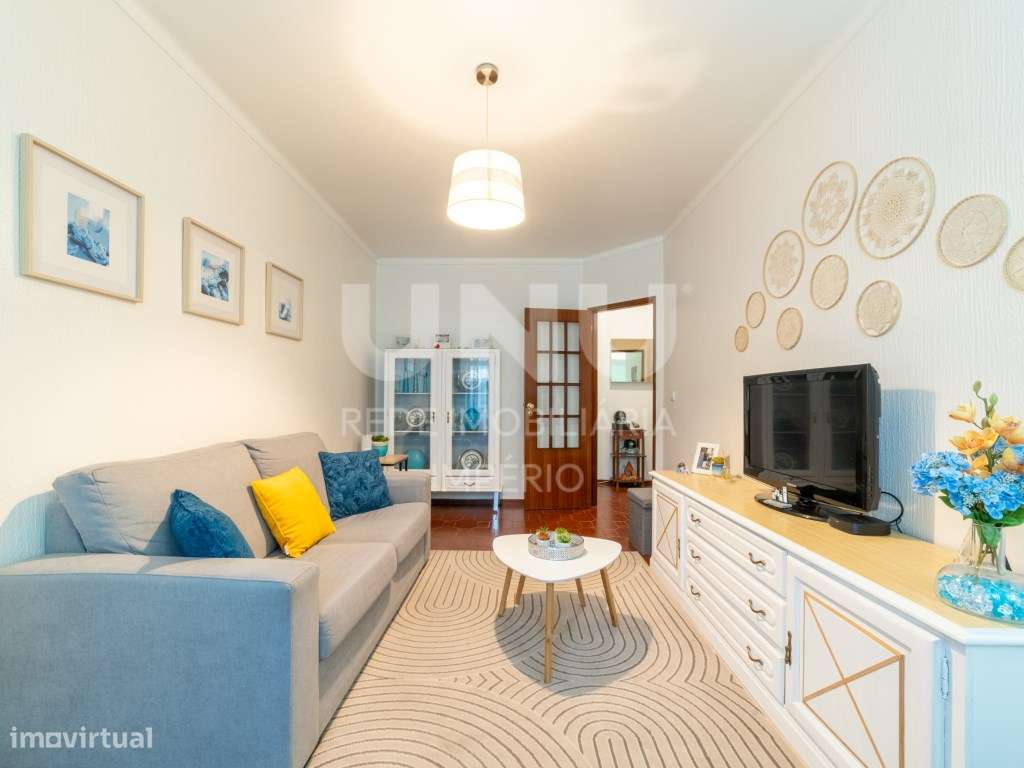 FANTÁSTICO APARTAMENTO T3 C/ TERRAÇO E ELEVADOR CENTRO MONTIJO-0