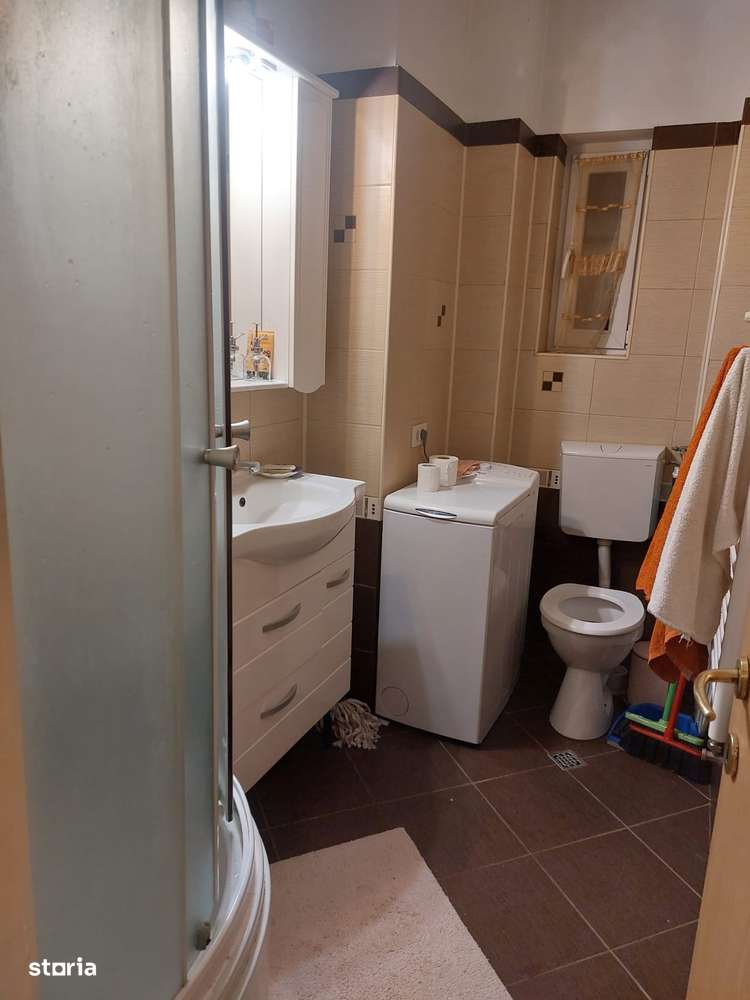 Apartament 2 camere str. Londra Capitale-8