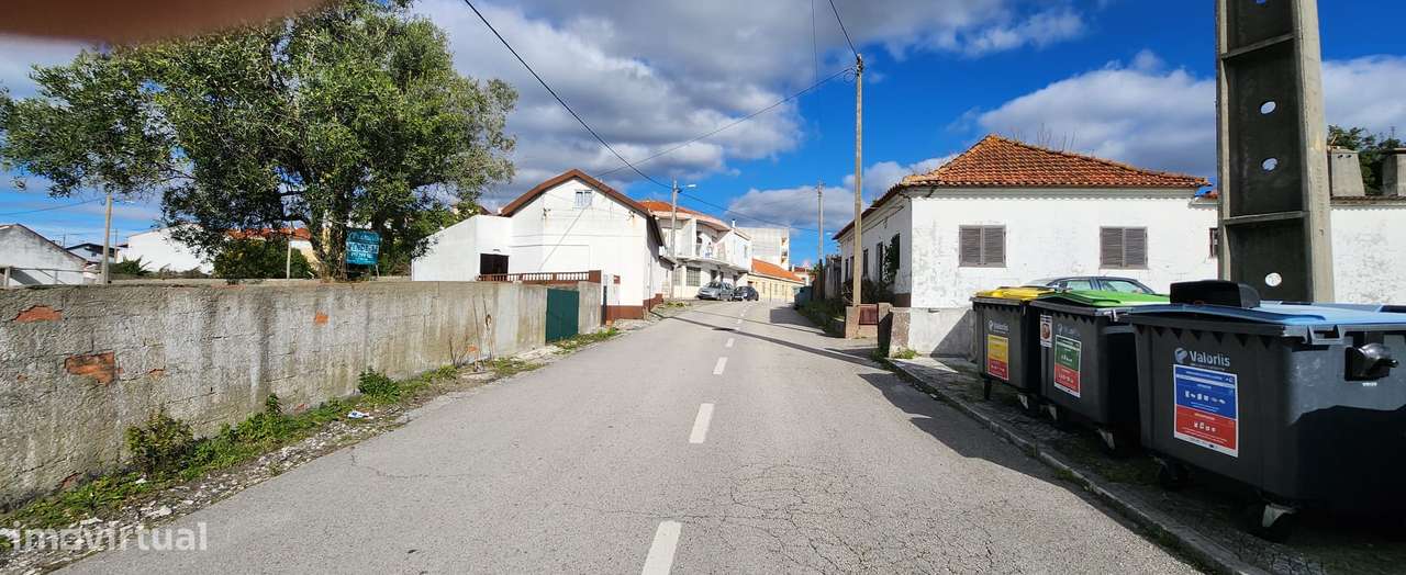 Extenso terreno urbano em Casal Galego - Marinha Grande-6