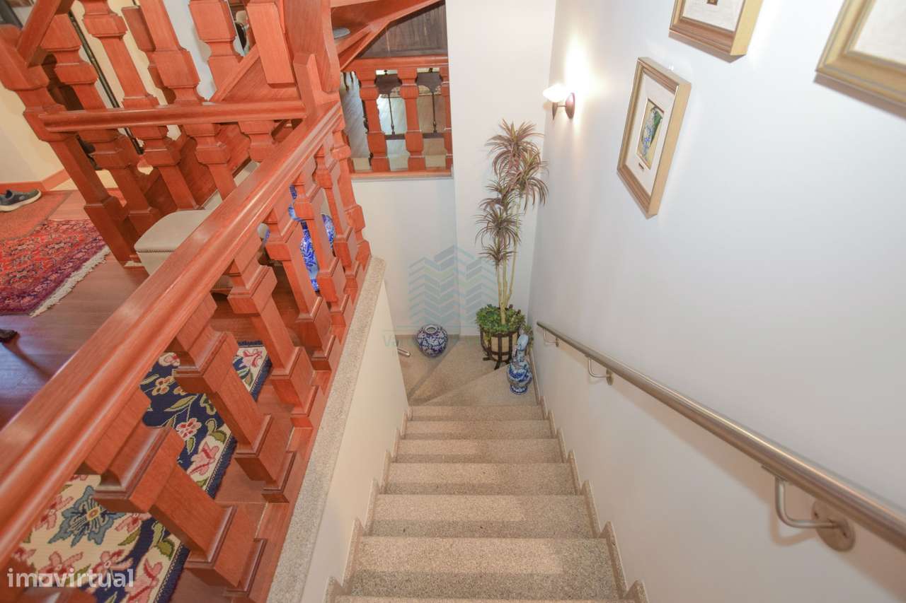 Moradia T3+2 com jardim e logradouro em Quinta da Silvã - Torres Novas-34