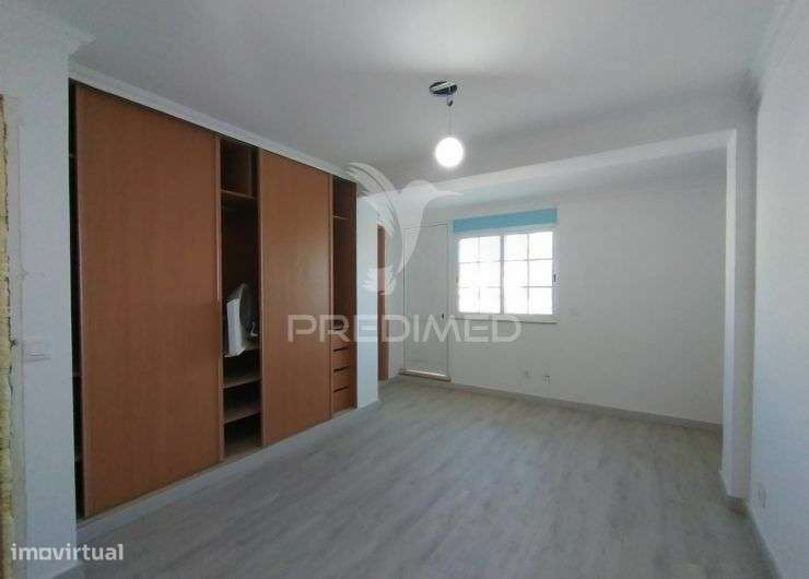 Moradia T3 + 3 com um otimo  terraço - Grande imagem: 3/24