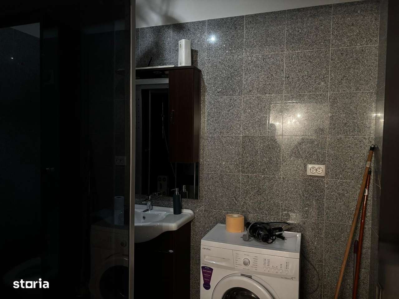 Apartament 3 camere et 1, Bl. RO Kaufland-13