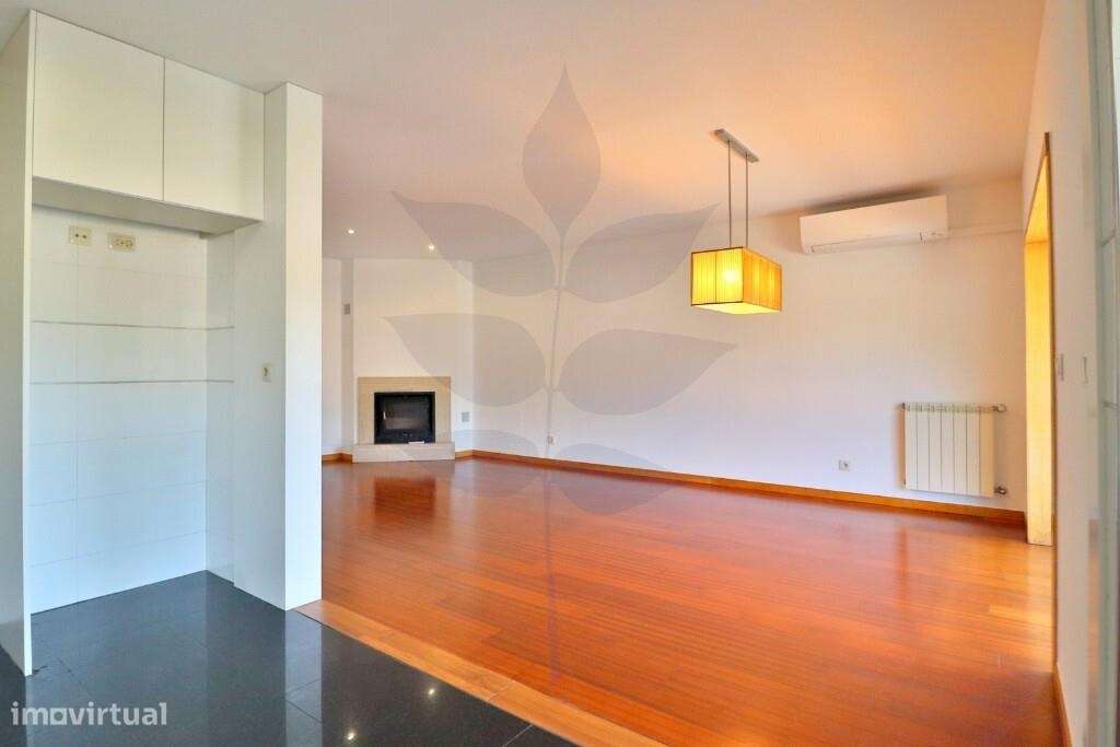Venda apartamento T3 na freguesia de Este (São Pedro)-26