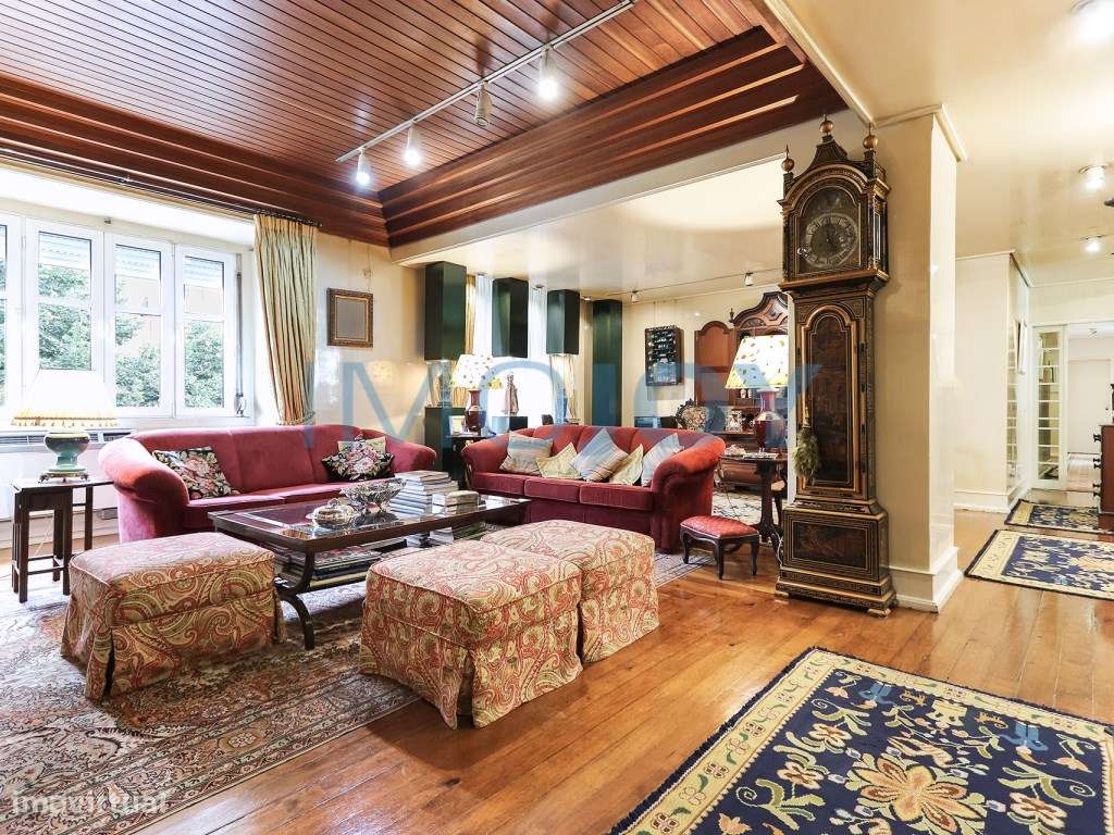 Apartamento T10 Transformado em T6 no Areeiro, Lisboa - Grande imagem: 5/49