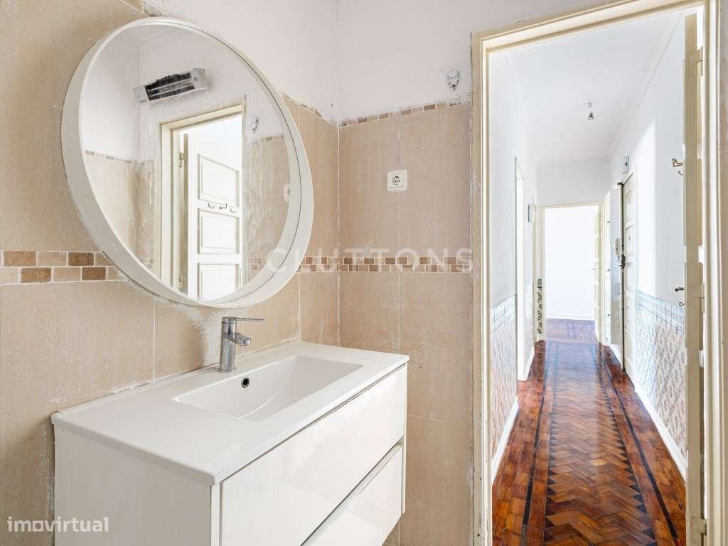 Apartamento T1+1 Penha França com vista desafogada-20