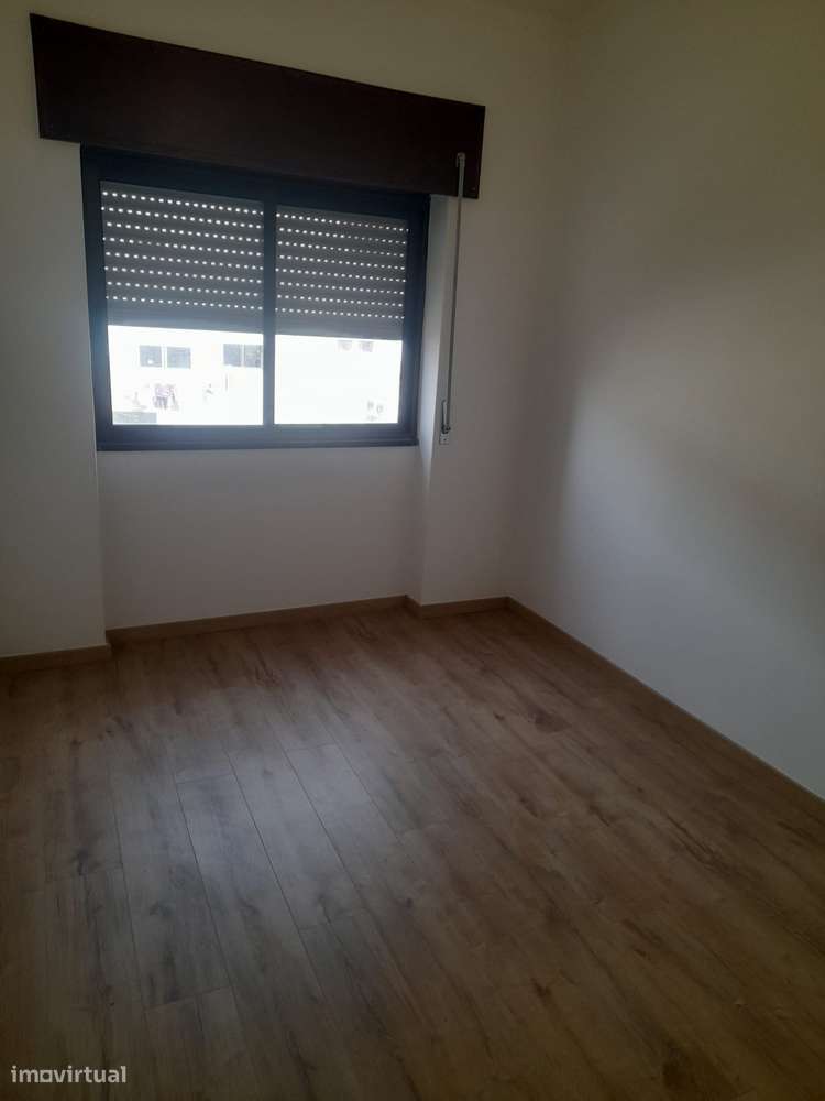 Apartamento T3 com varanda e jardim em Barreiro - Grande imagem: 5/19