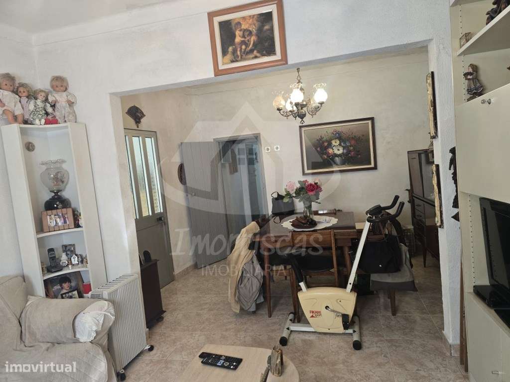 Conjunto de 3 moradias em Via Rara, Santa Iria de Azóia - Grande imagem: 4/27