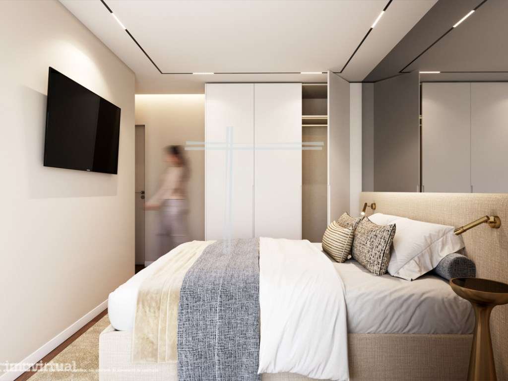Apartamento T2 Duplex, com varanda e parqueamento - Feijó-7
