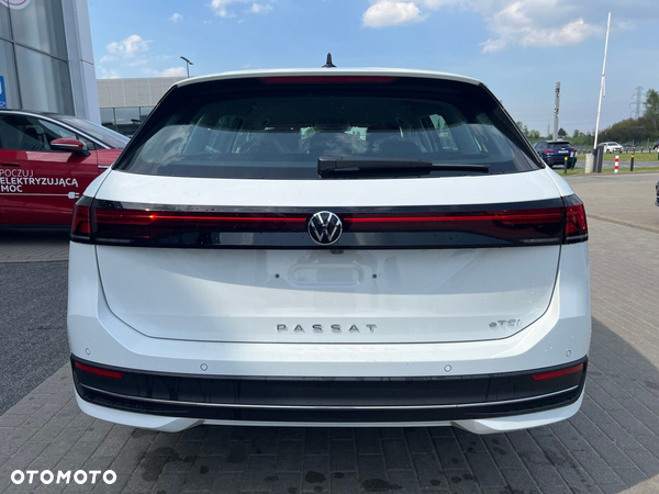 Volkswagen Passat 1.5 TSI ACT mHEV Business DSG - 6