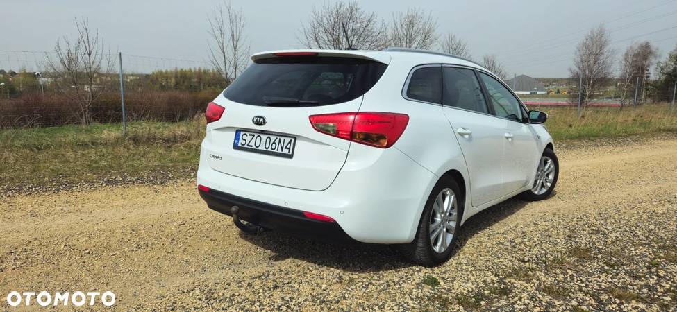 Kia Ceed Cee'd 1.6 CRDi M - 4