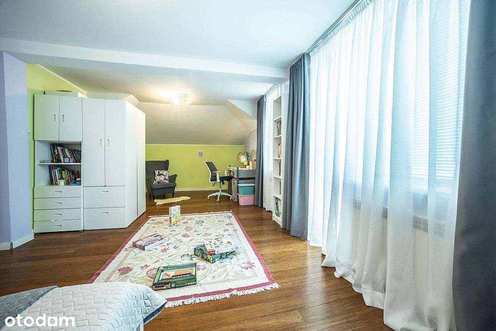 Dom w Starowej Górze- przestronny i funkcjonalny dla rodziny-14