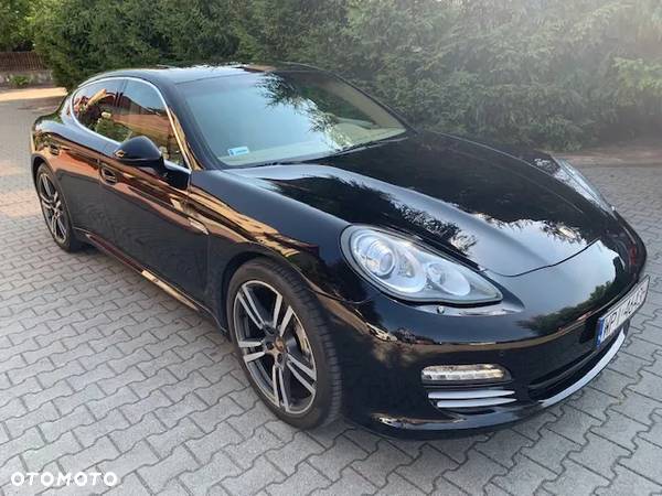 Porsche Panamera 4S PDK - 1