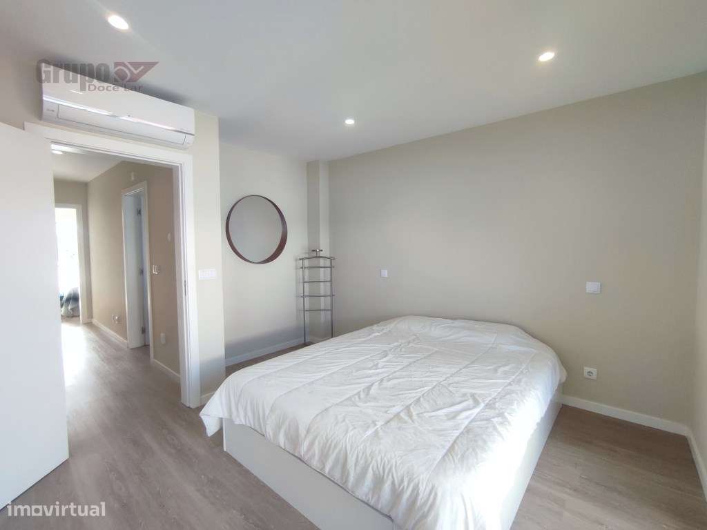 Moradia Geminada T3 Triplex, com Garagem e como Nova em Quinta do C...-11