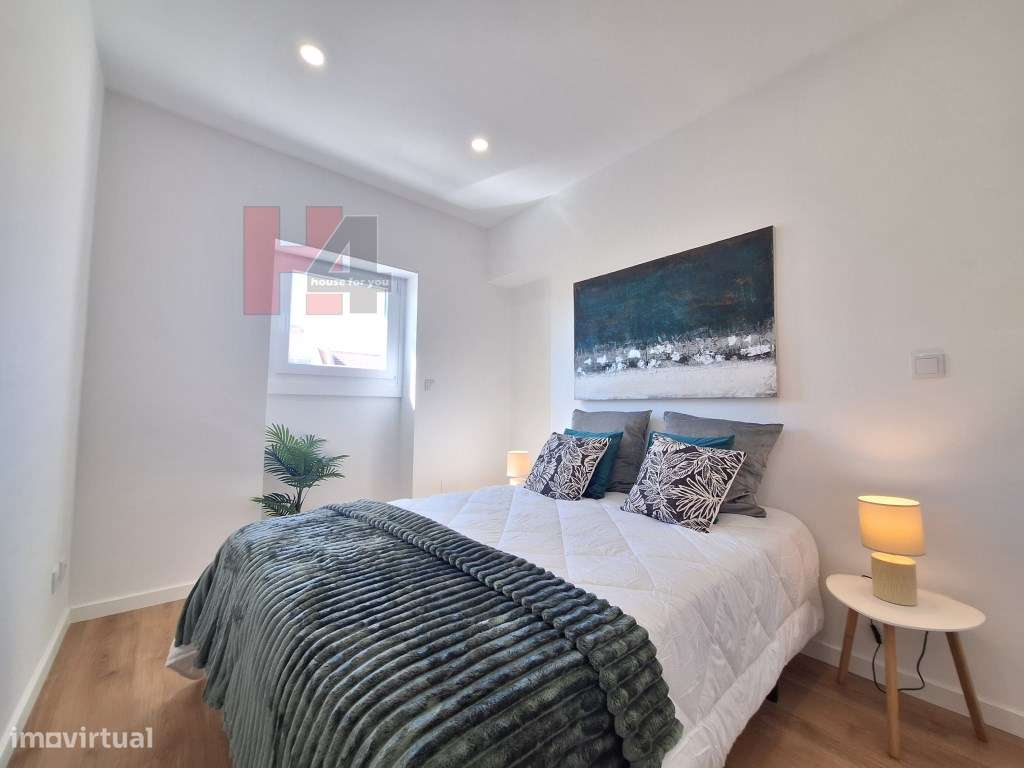 Apartamento T3 totalmente remodelado em Benfica-5