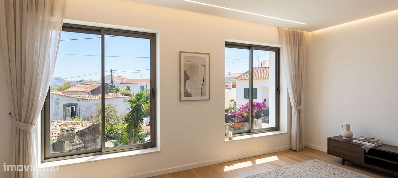Moradia T3 de Charme Totalmente Renovada | Moledo – Lourinhã-13