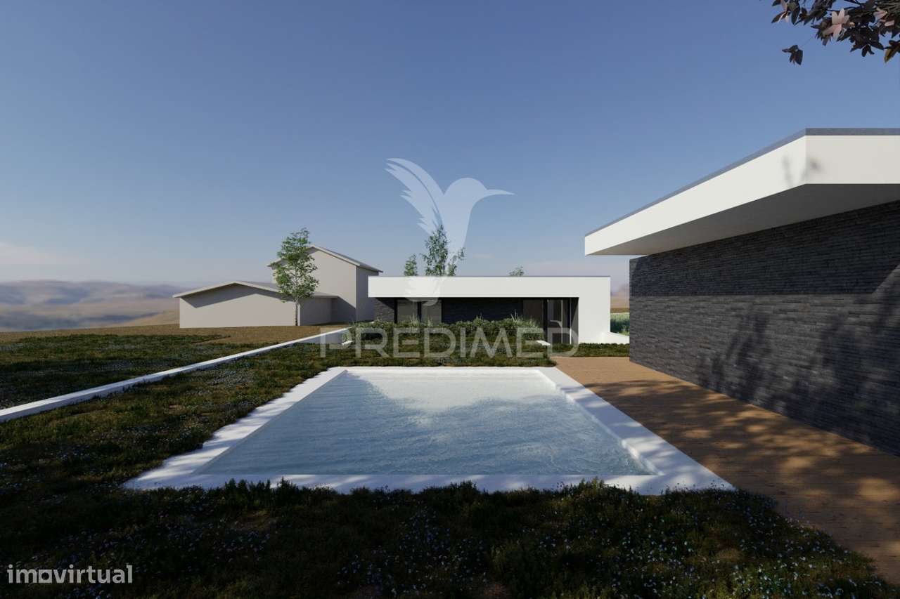 MORADIA TÉRREA EM  BRAGA - Grande imagem: 2/14