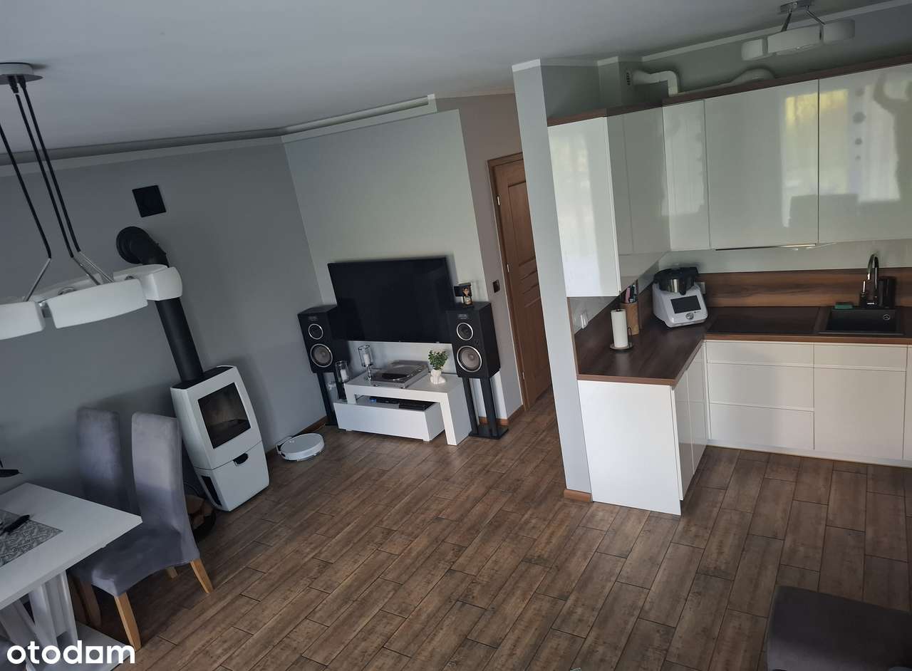 Dom w zabudowie szeregowej 138 m2 z ogrodem i garażem - Pełny obrazek: 4/19