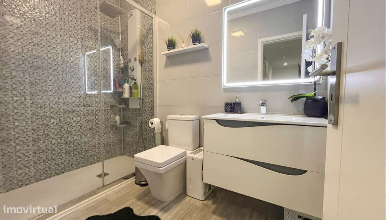 Venda de Apartamento T3 remodelado, Vila do Conde-12