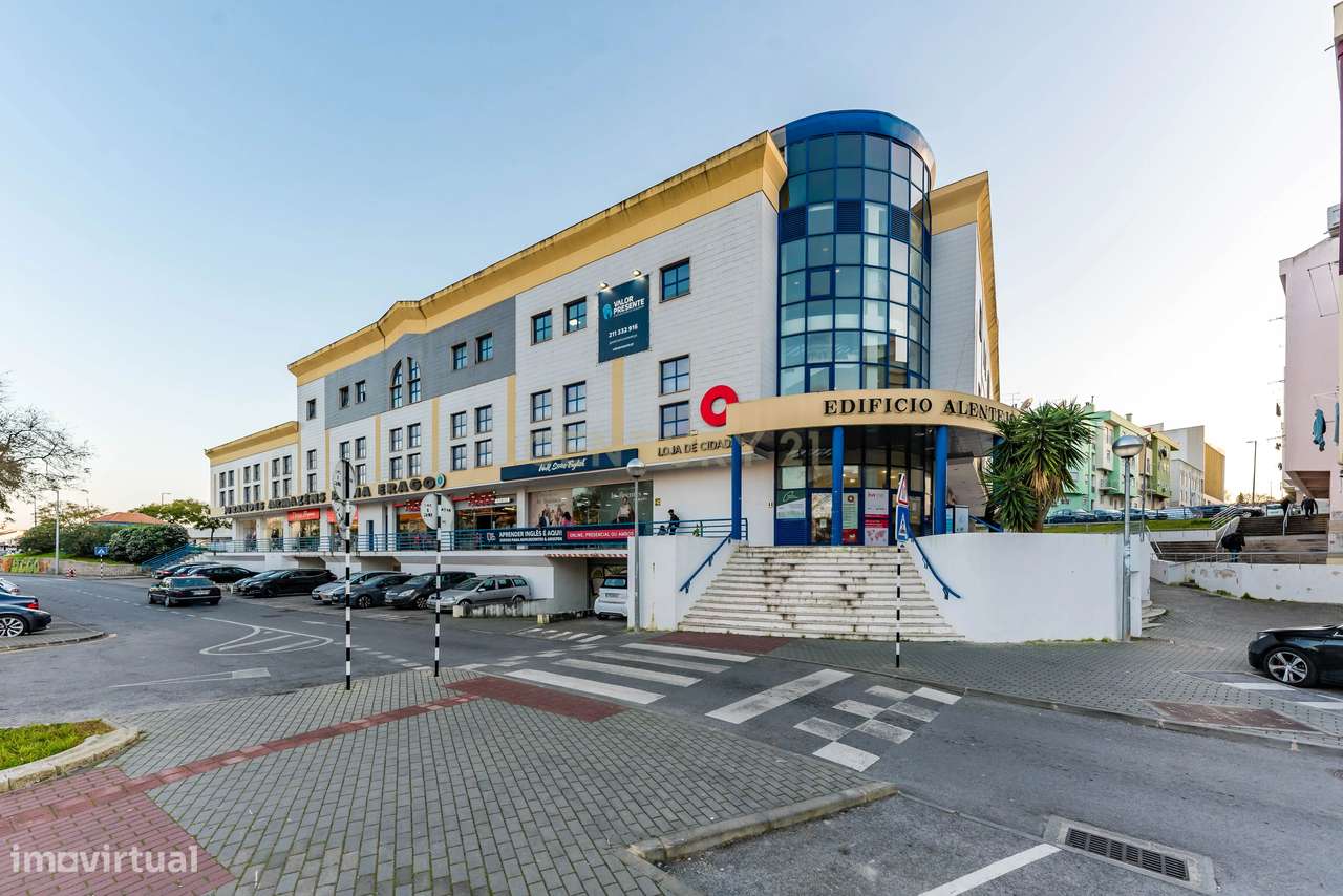 Apartamento T3 em Paivas - Amora - Grande imagem: 4/30