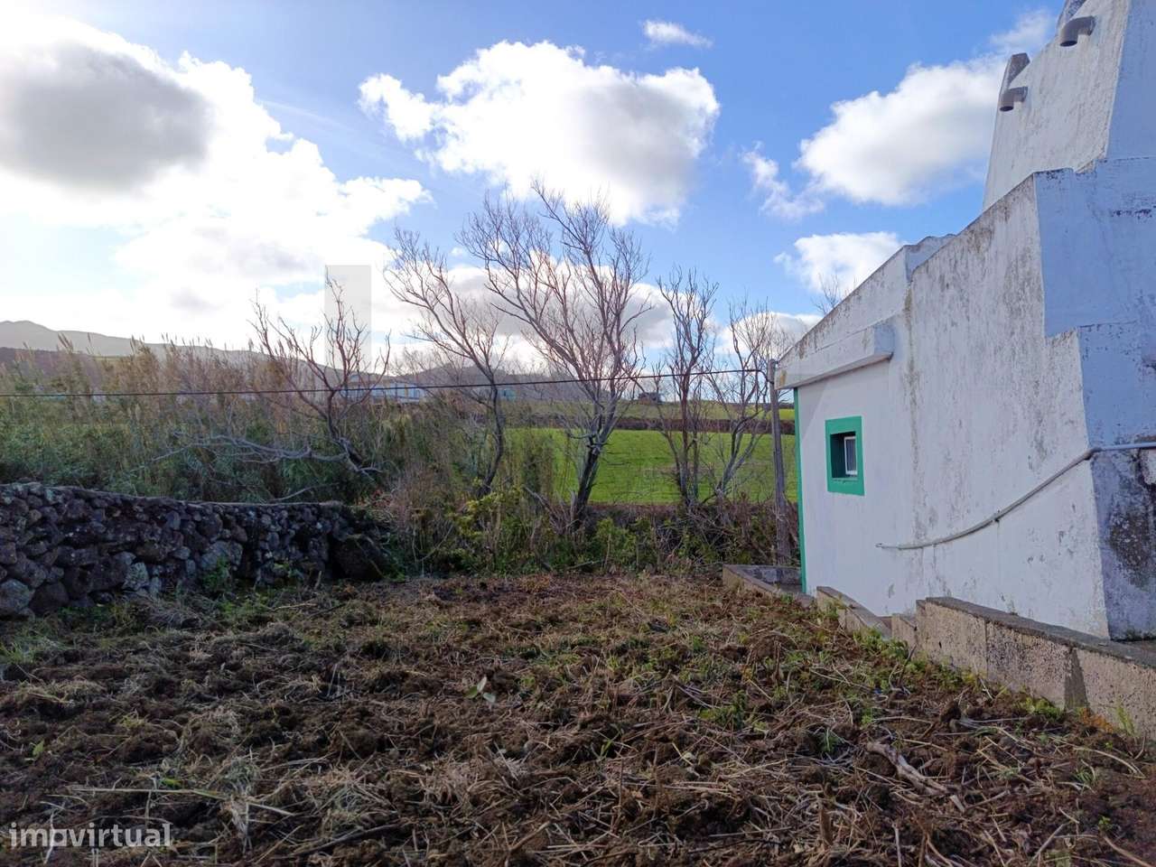 Moradia T2 em Vila Nova-11