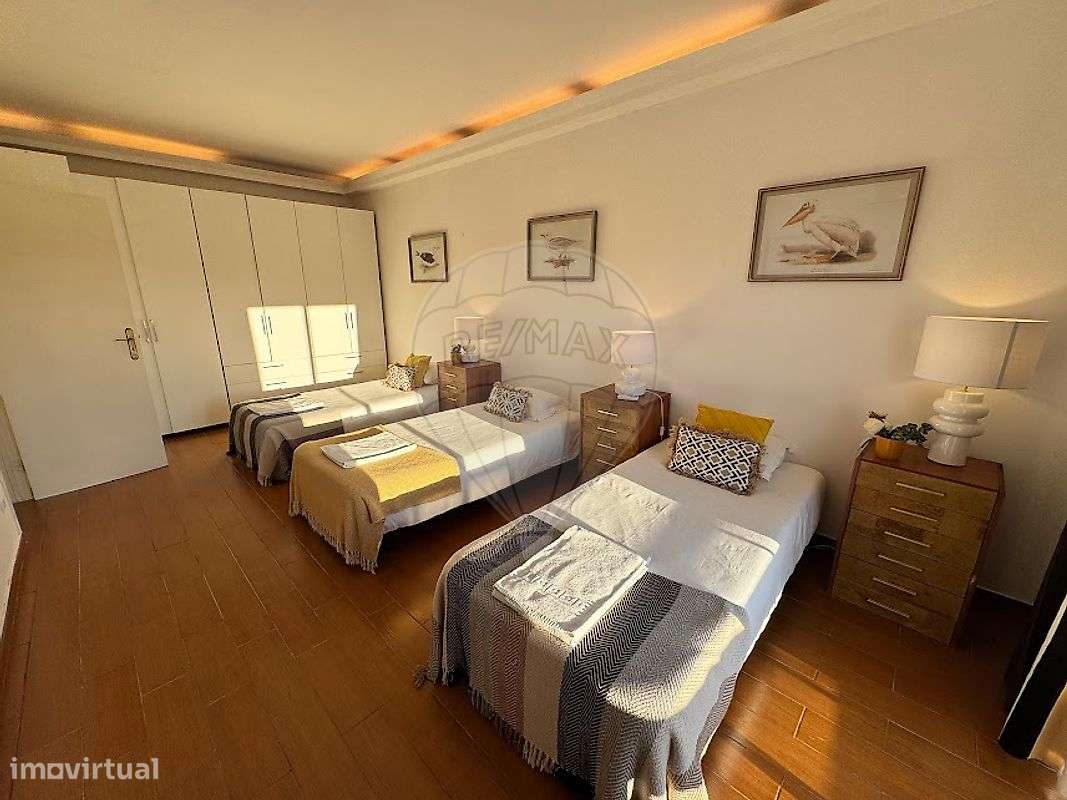 Moradia T5 para venda-18