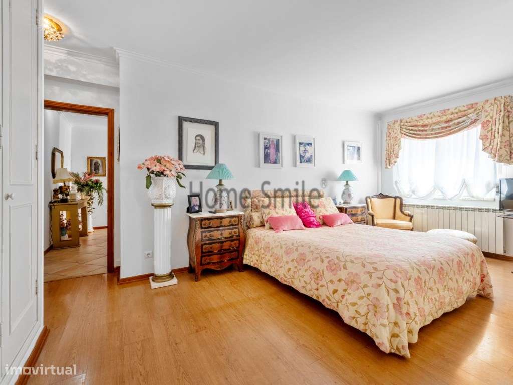 T3+1 COM 2 TERRAÇOS. ANEXO COM PISCINA-13