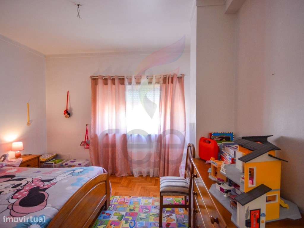 Moradia T4 em Almeirim-19