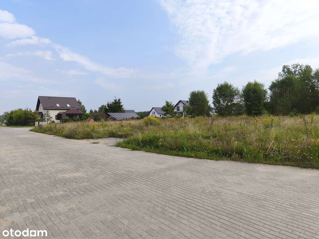 Działka z miejscowym planem zagospodarowania i mediami-3