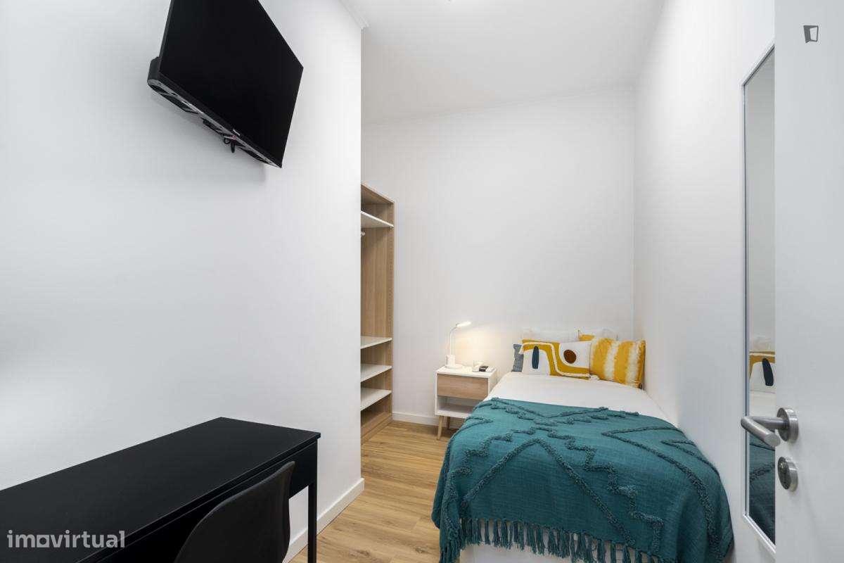 Quarto - localizado em Penha de França Lisbon - Grande imagem: 5/6