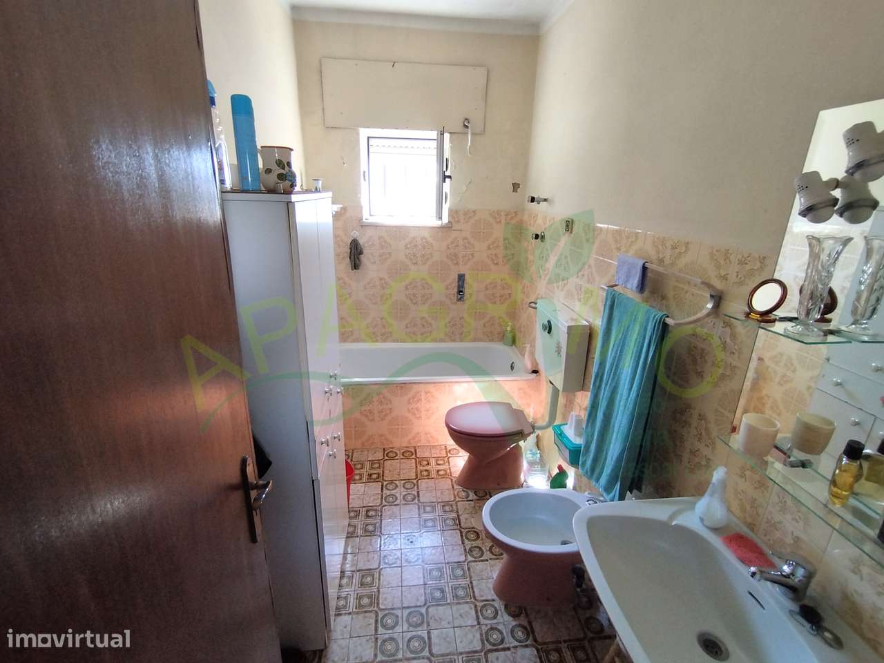 Moradia próxima do centro histórico de Penedono-15