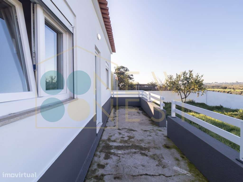 Moradia T3 Remodelada na Gâmbia com sótão e terraço junto ao Estuár...-32