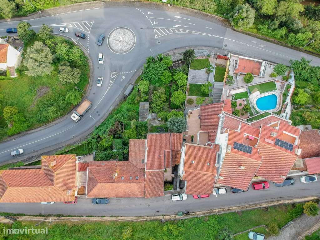 Moradia T3 em Santa Clara-45