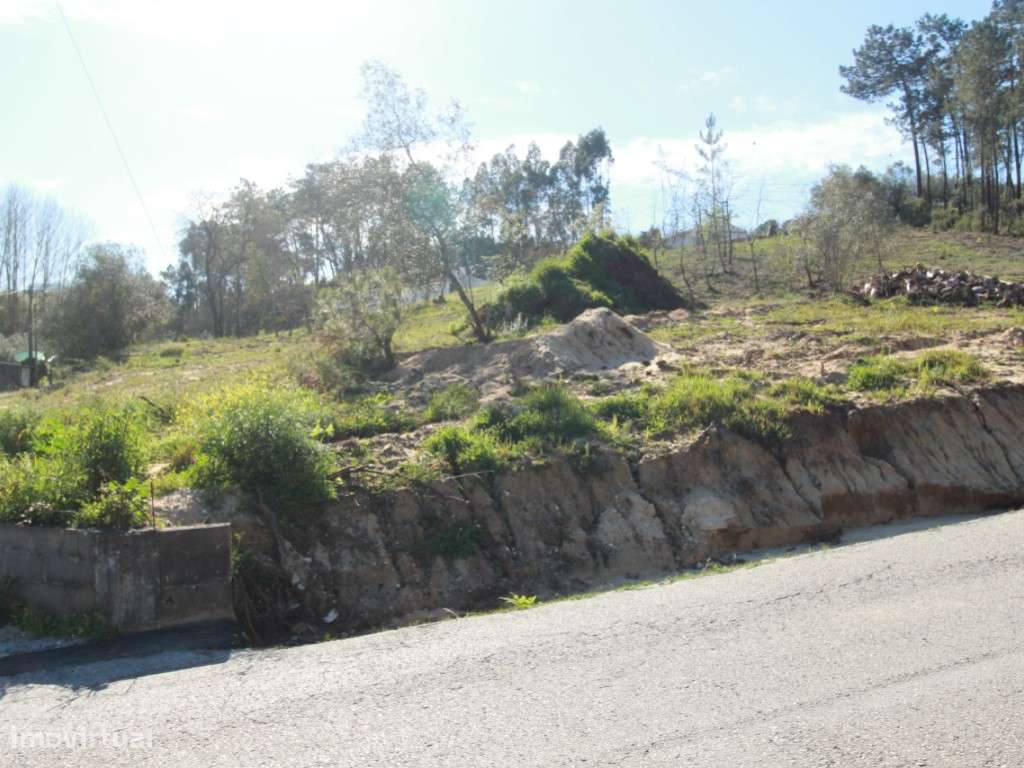 Terreno - Grande imagem: 2/4