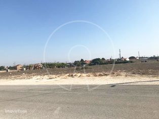 Terreno urbano para construção em Benavente