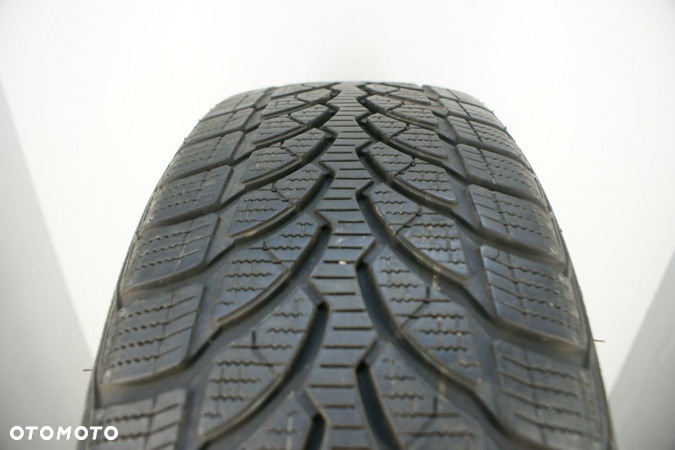 BRIDGESTONE BLIZZAK LM-32 205/60R16 6mm 13392 - 2