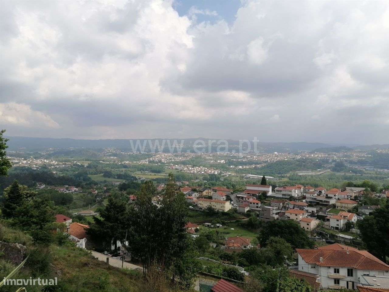 Terreno de construção com 1.117 m2 em Golães - Grande imagem: 4/12