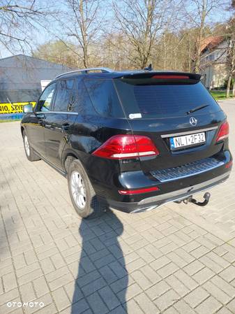 Mercedes-Benz GLE 250 d 4Matic 9G-TRONIC - 4